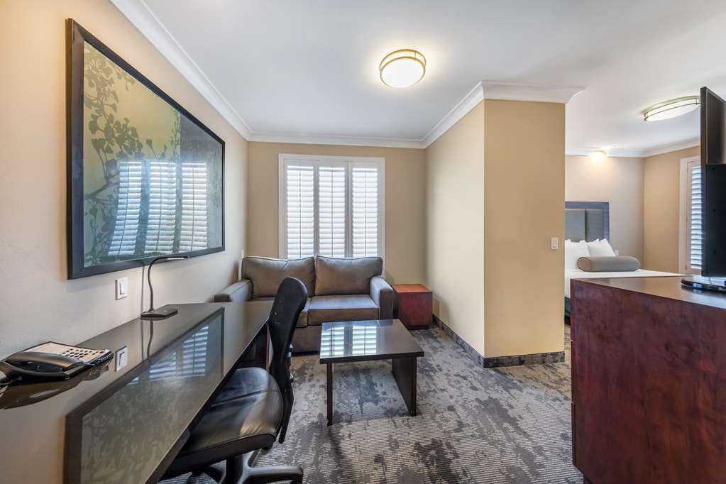 Best Western Plus Avita Suites Torrance Rum bild